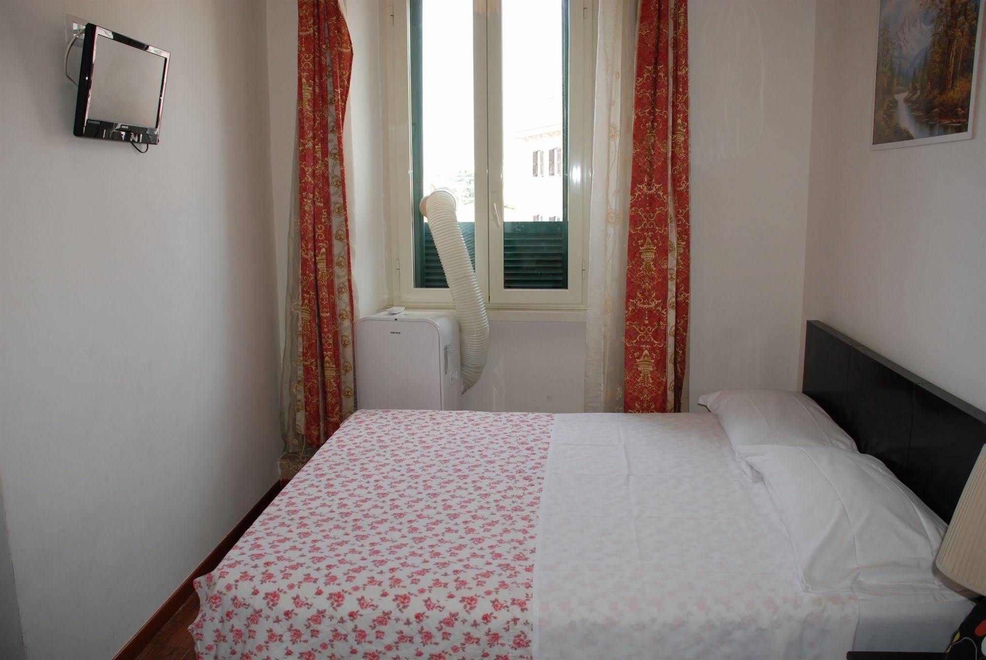 Casa Dell'Amicizia Bed and Breakfast Ρώμη Εξωτερικό φωτογραφία